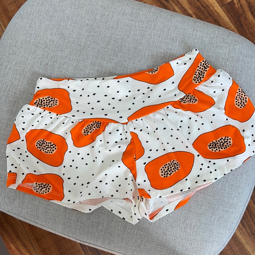 Fighting eel size small papaya shorts
